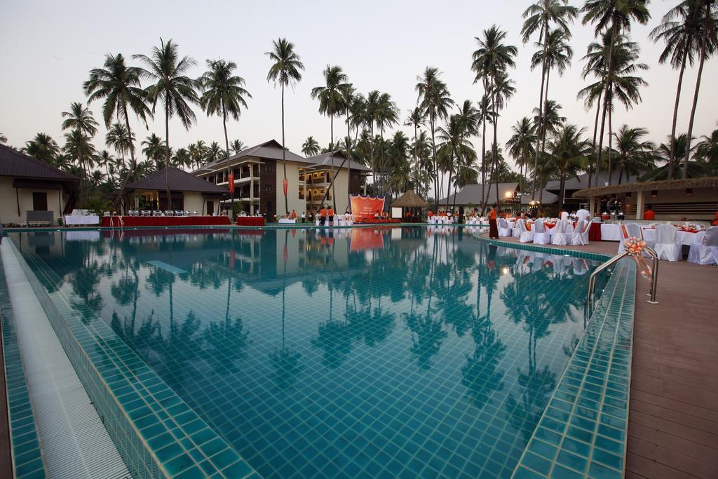 Eskala Hotels&Resorts Ngwesaung Exteriör bild