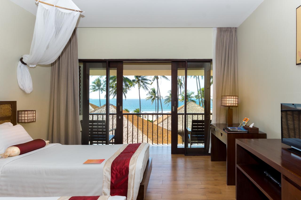 Eskala Hotels&Resorts Ngwesaung Exteriör bild