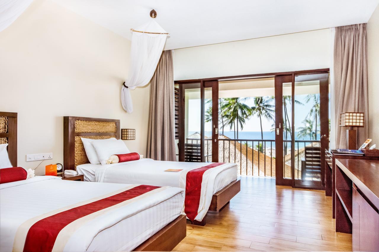 Eskala Hotels&Resorts Ngwesaung Exteriör bild