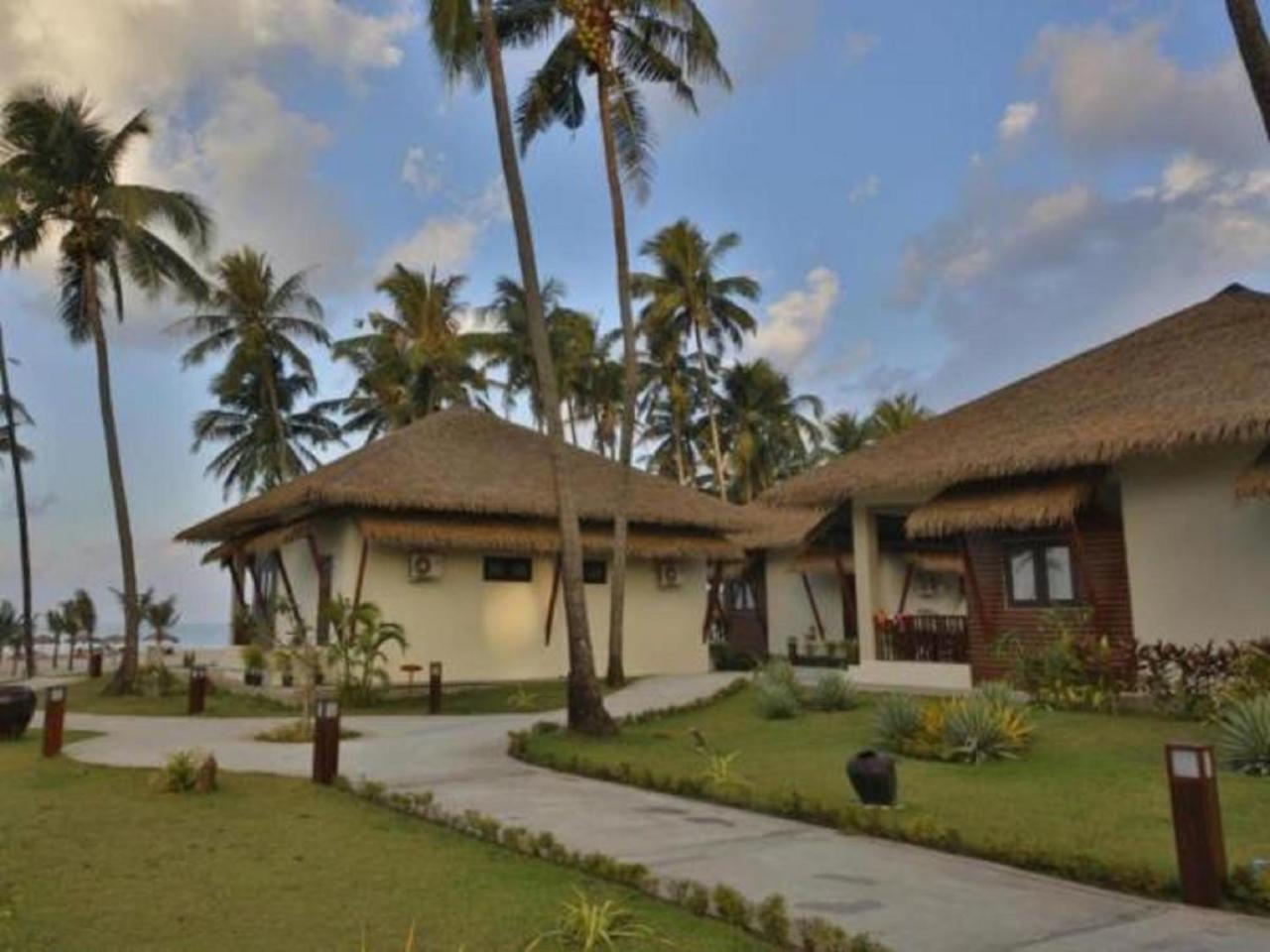 Eskala Hotels&Resorts Ngwesaung Exteriör bild