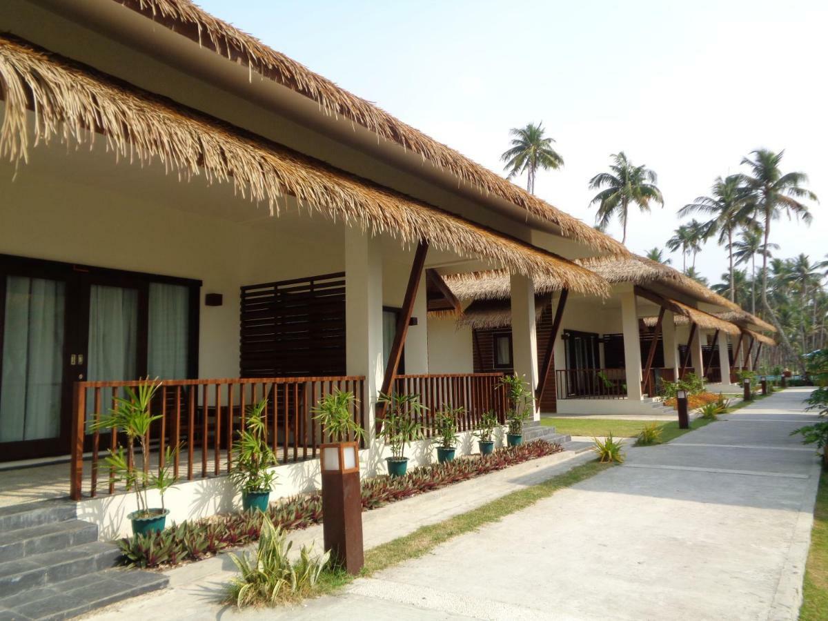 Eskala Hotels&Resorts Ngwesaung Exteriör bild