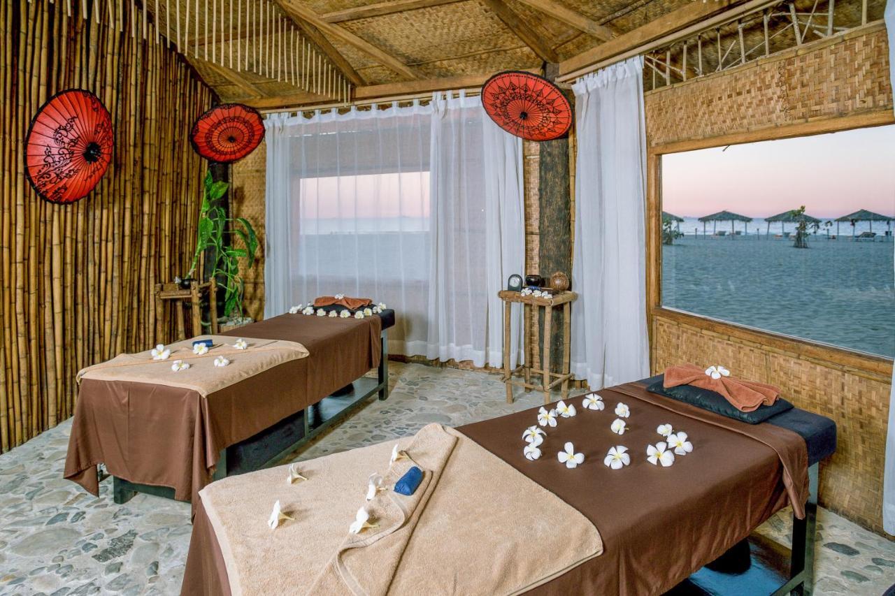 Eskala Hotels&Resorts Ngwesaung Exteriör bild