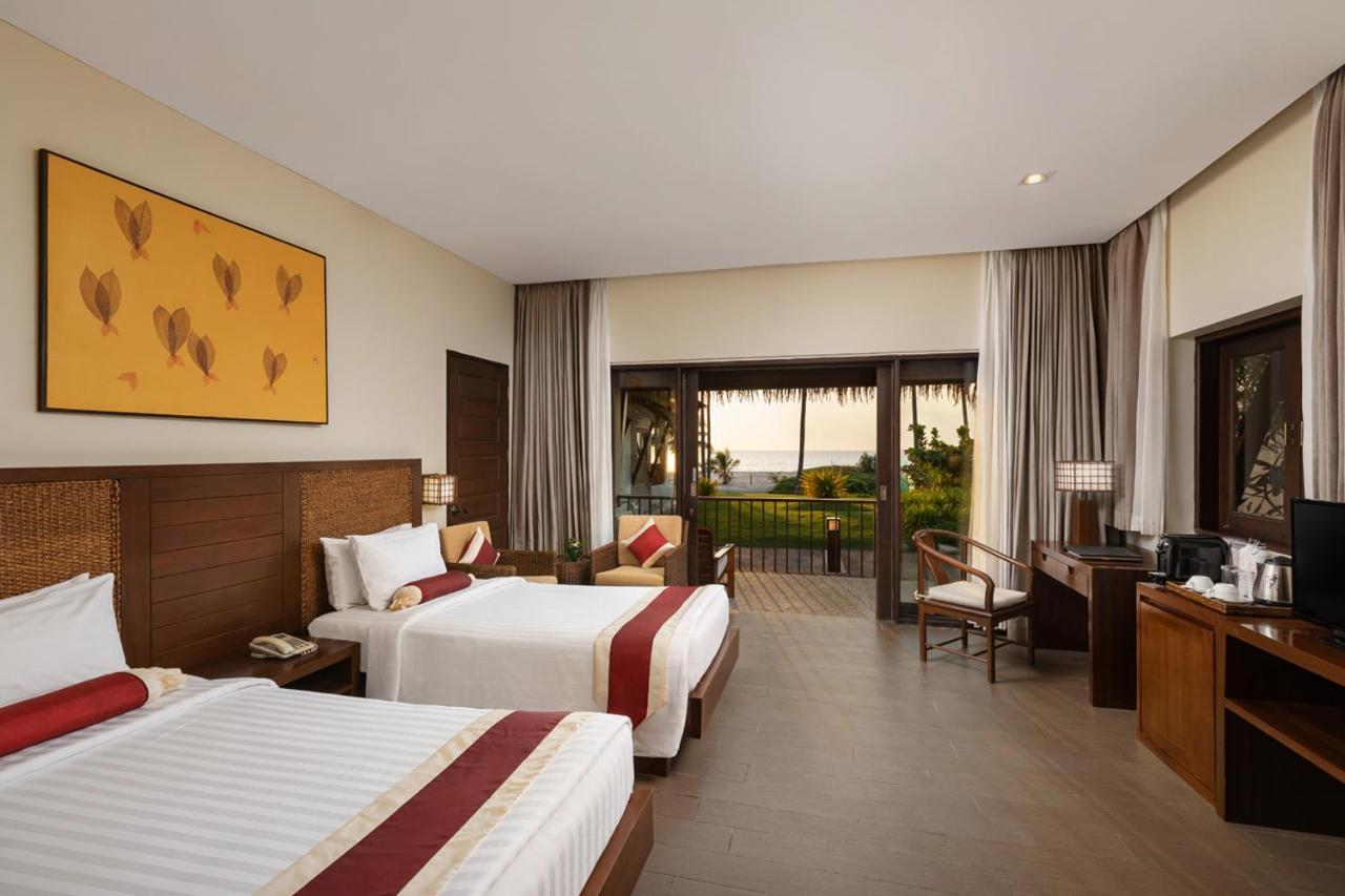 Eskala Hotels&Resorts Ngwesaung Exteriör bild